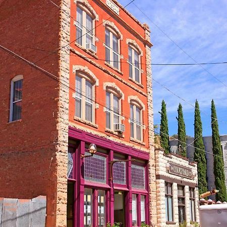 Bisbee Brownstone Suites Exterior photo