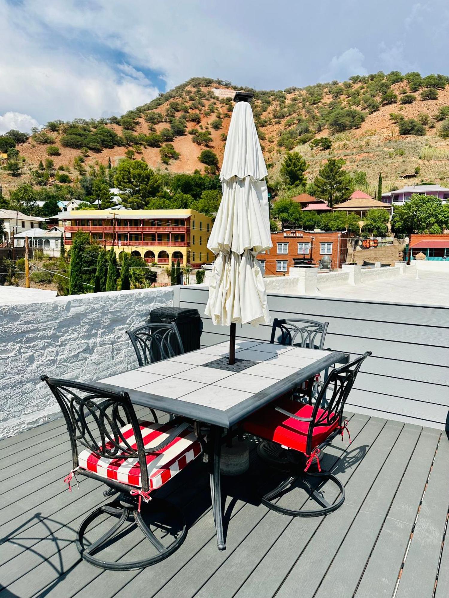 Bisbee Brownstone Suites Exterior photo