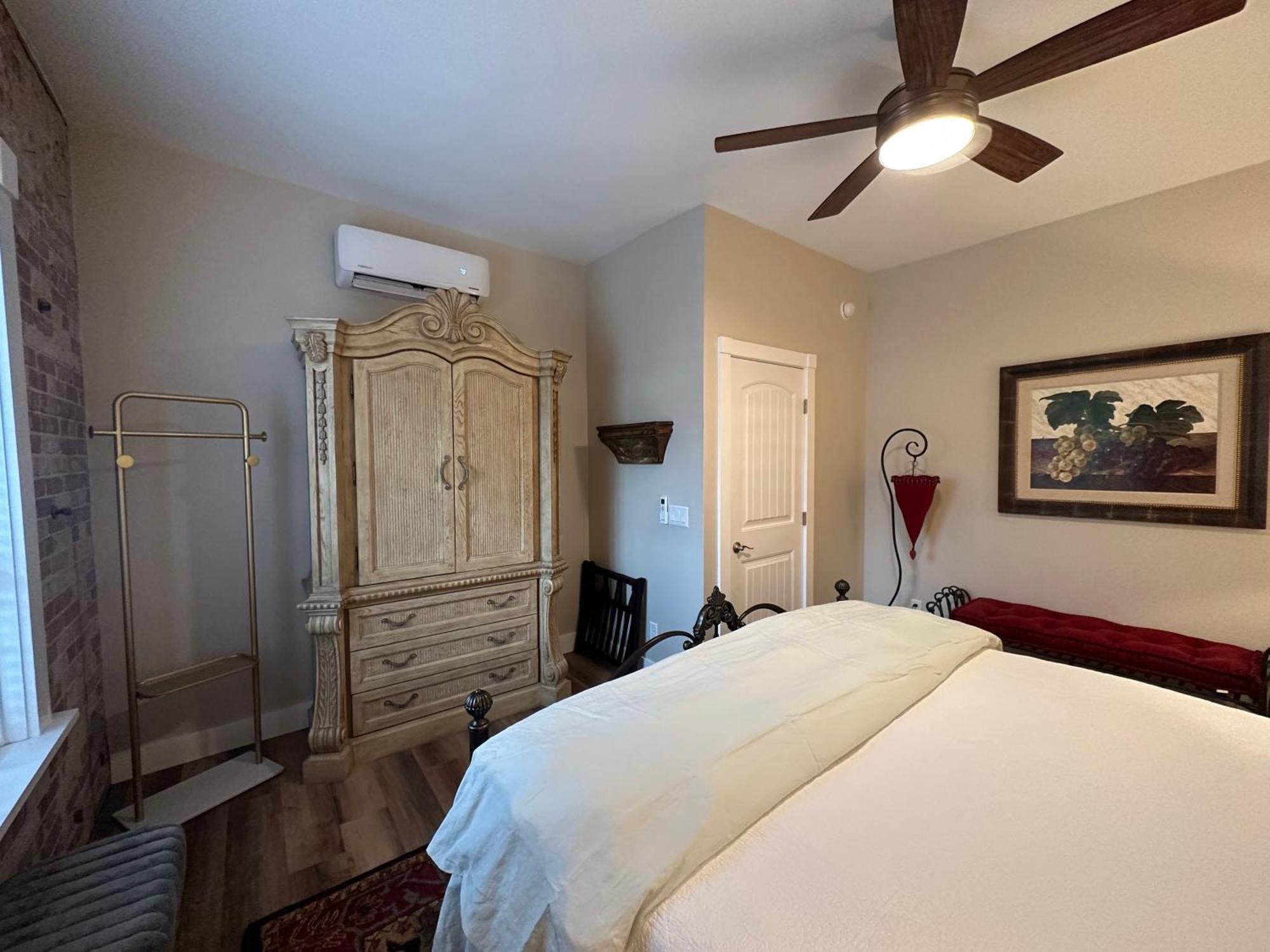 Bisbee Brownstone Suites Room photo