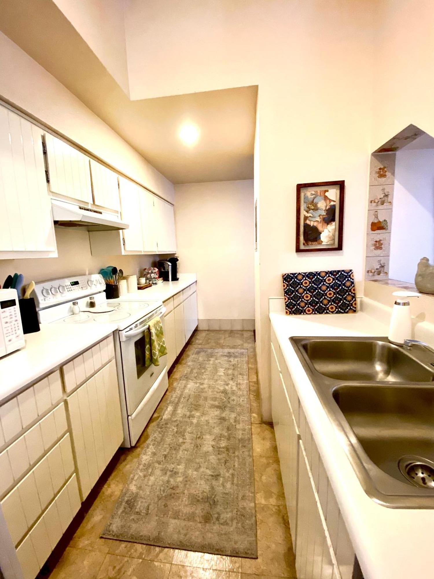 Bisbee Brownstone Suites Room photo