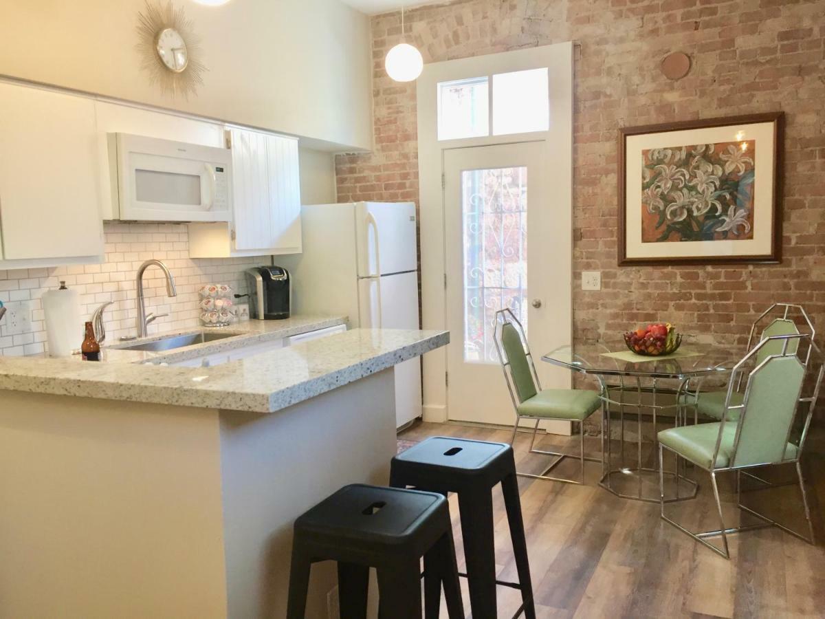 Bisbee Brownstone Suites Exterior photo