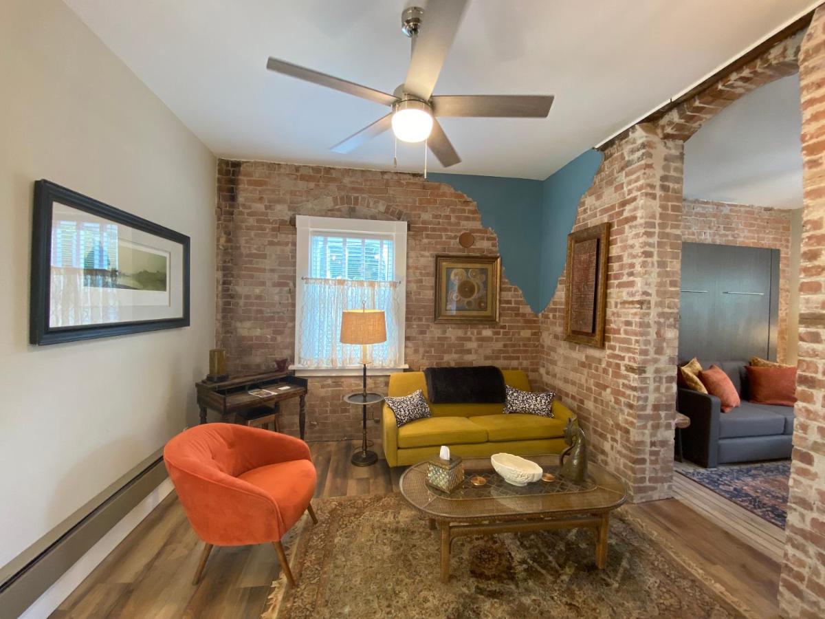Bisbee Brownstone Suites Exterior photo